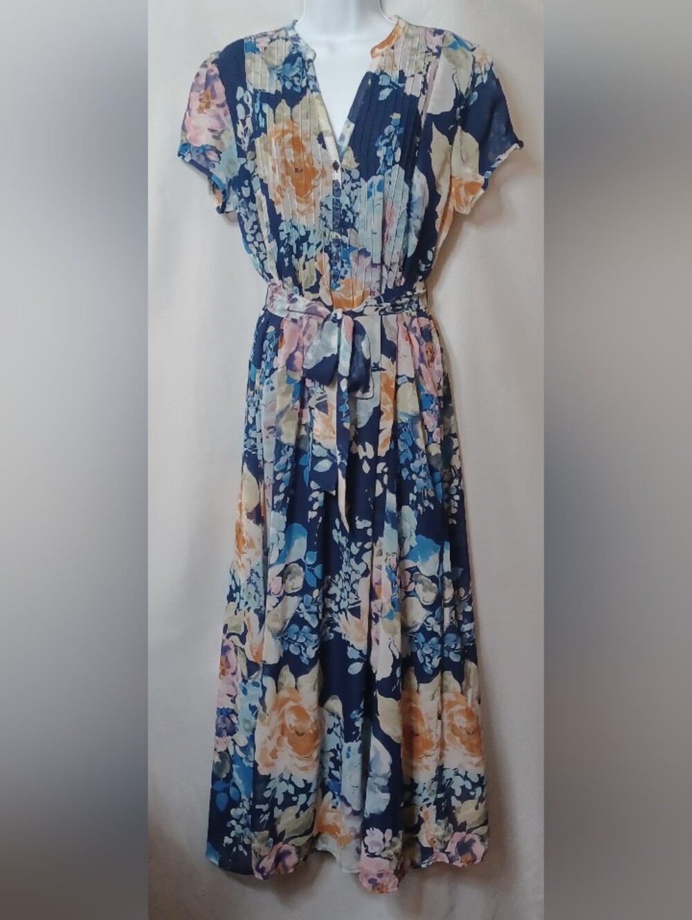 Robert Louis Navy Floral Short Sleeve 1/2 Way Button Front Maxi Dress. Size XL